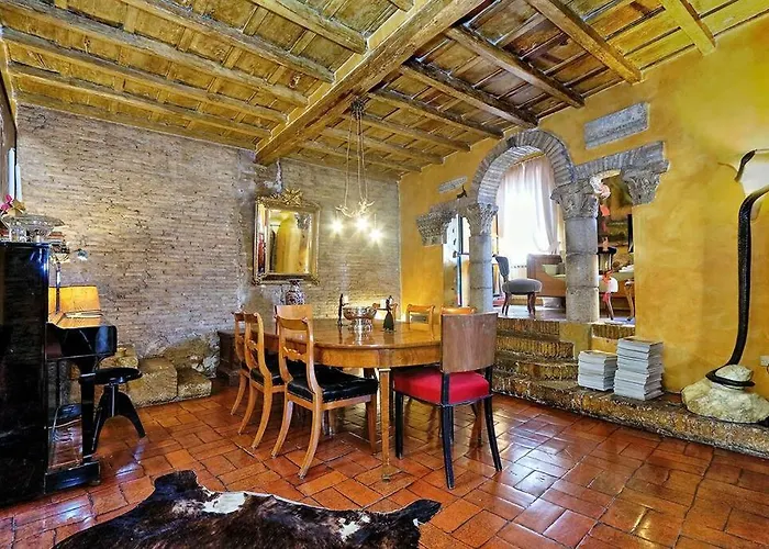 Spectacular Luxury Flat In Trastevere דירה *