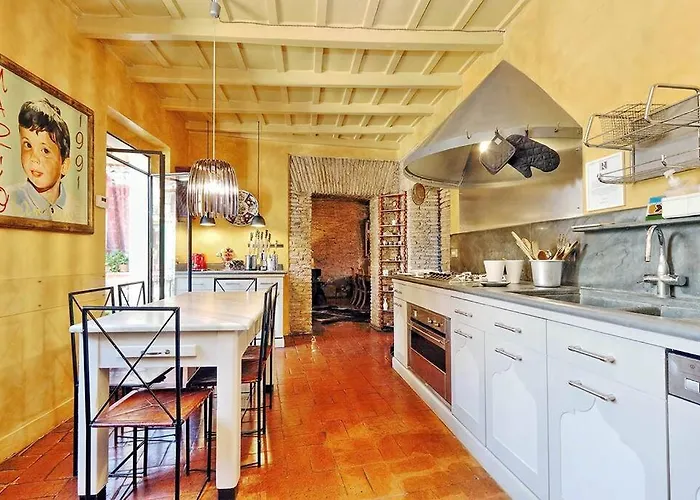 Spectacular Luxury Flat In Trastevere רומא